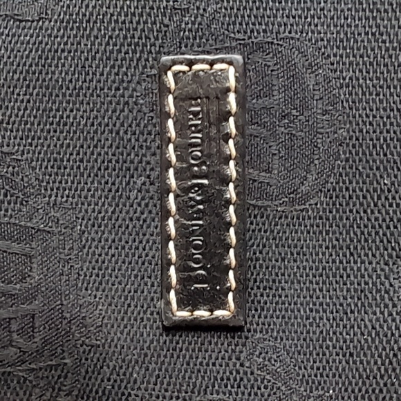 Dooney & Bourke ♣️ Black Canvas/ Leather Tote-Satchel - Picture 4 of 17